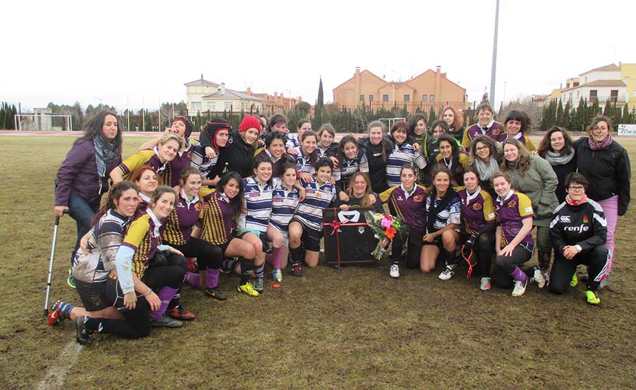 DESPEDIDA COMO JUGADORA DE SU CAPITANA CRISTINA TORRES