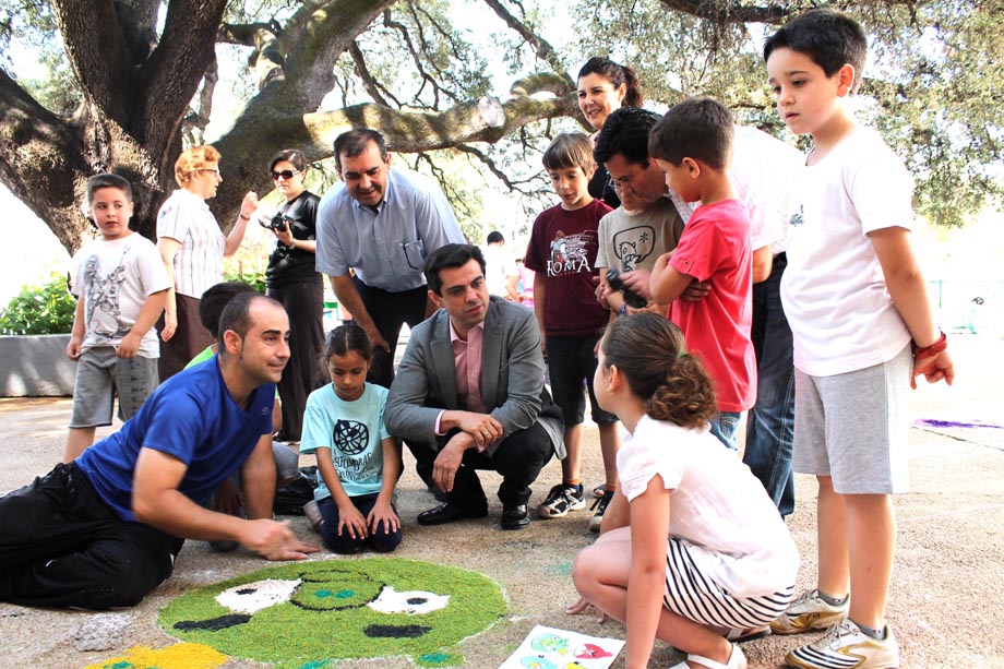 Javier Cuenca ha animado a visitar Elche de la Sierra durante la celebración del Corpus