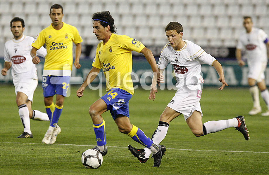 Javi Guerrero, ahora en el staff técnico de Las Palmas y entonces jugador, en la 2009-2010, defendiéndolo Núñez, quedamos 3-2 y los dos tantos de Las Palmas los coló Javi Guerrero.