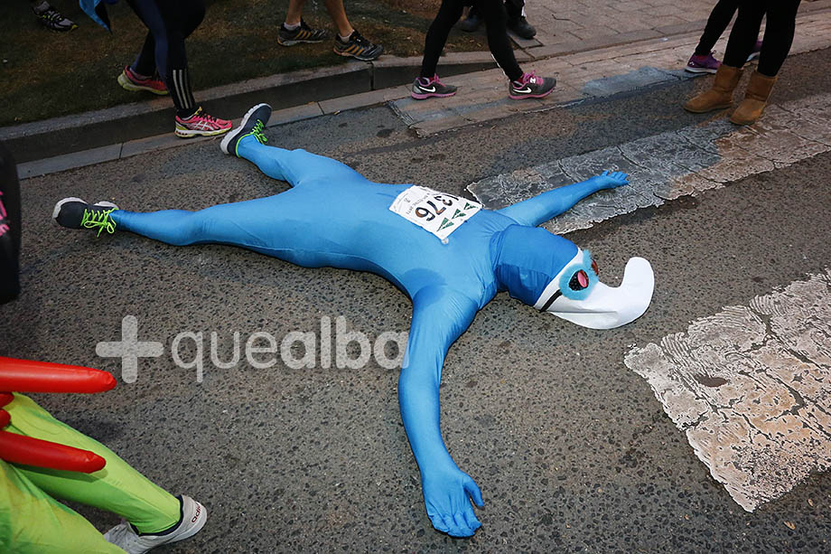 Si has participado en la San Silvestre de Albacete 2015 puede que  te encuentres en estas fotografías. Más de 4.000 corredores en una prueba que ha cosechado un gran éxito y que vuelve a tener carácter solidario.